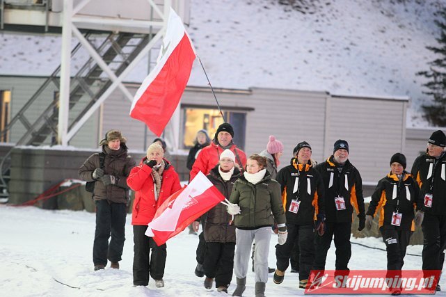 074 Kibice